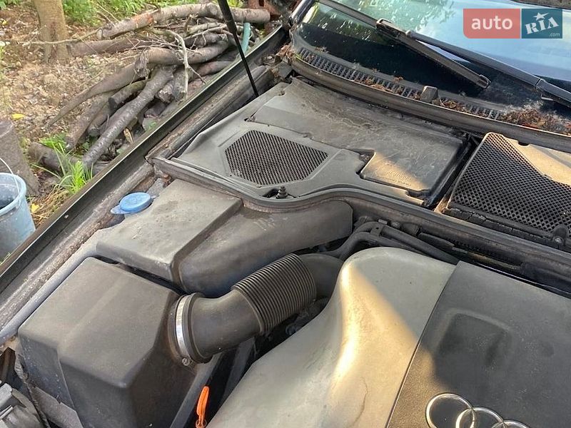 Седан Audi A8 2002 в Львові
