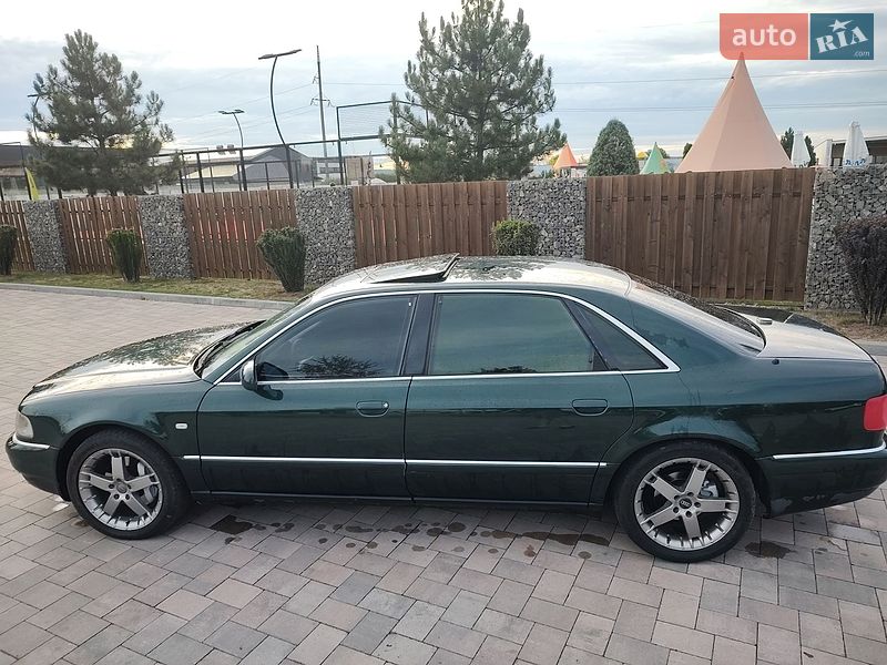 Седан Audi A8 2000 в Івано-Франківську