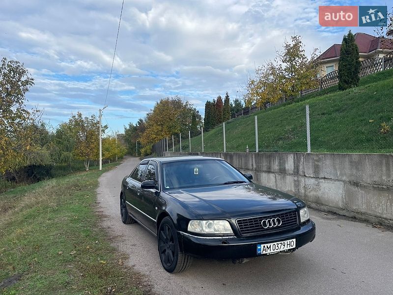 Седан Audi A8 2001 в Белой Церкви