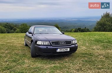 Седан Audi A8 1998 в Броварах