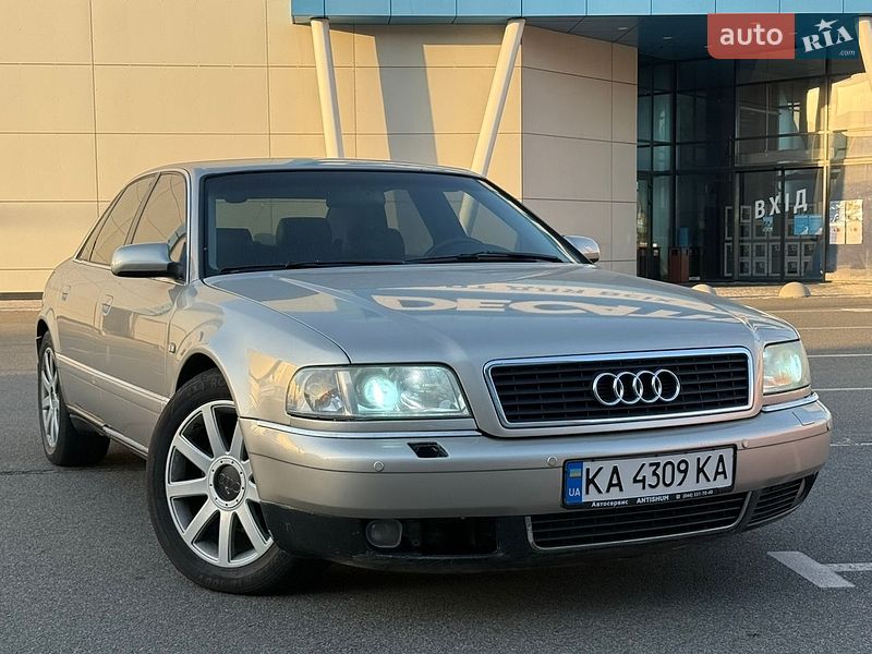 Audi A8 2000