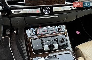 Седан Audi A8 2012 в Вишгороді