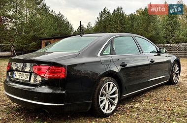 Седан Audi A8 2012 в Вишгороді