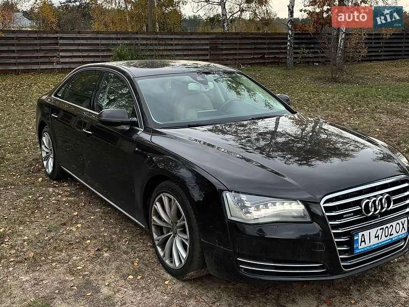 Седан Audi A8 2012 в Вишгороді