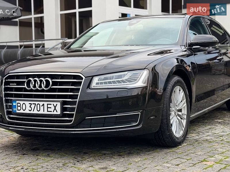 Седан Audi A8 2017 в Житомире