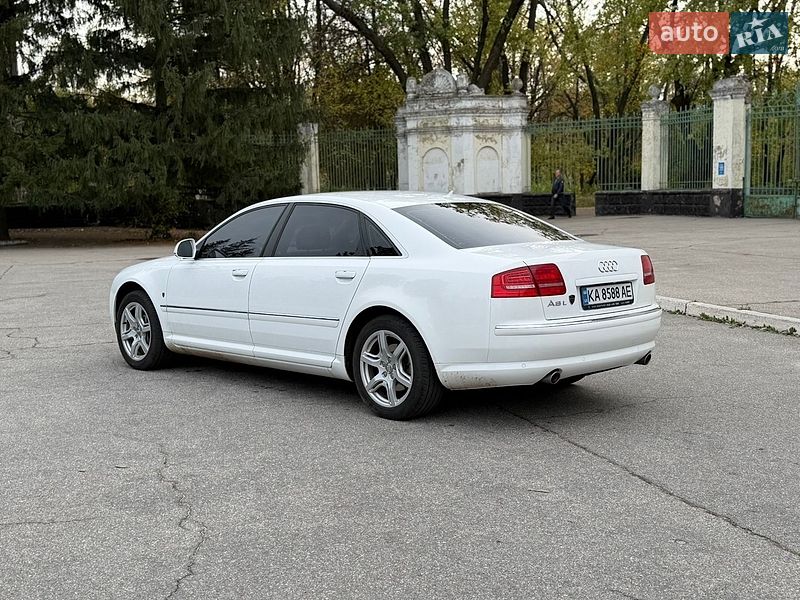 Седан Audi A8 2008 в Жовтих Водах