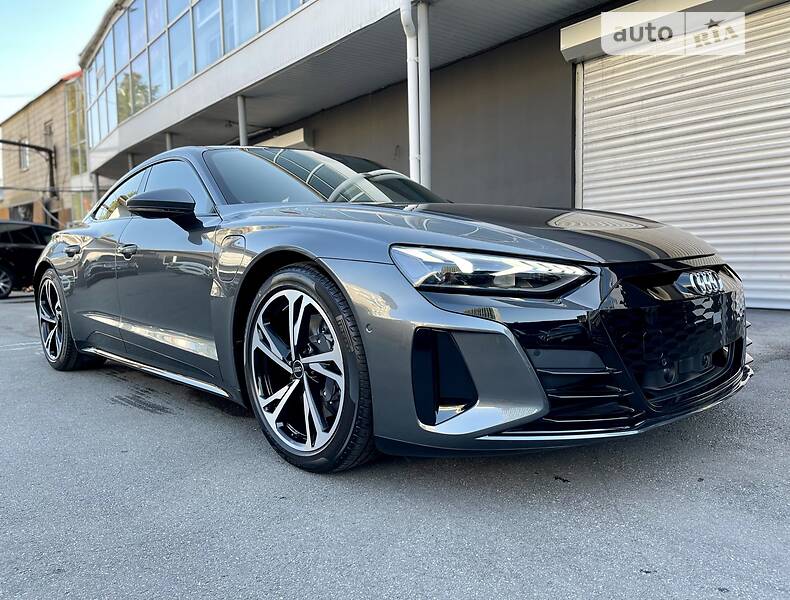 Лифтбек Audi e-tron GT 2022 в Киеве