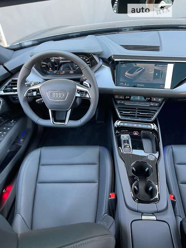 Лифтбек Audi e-tron GT 2022 в Киеве