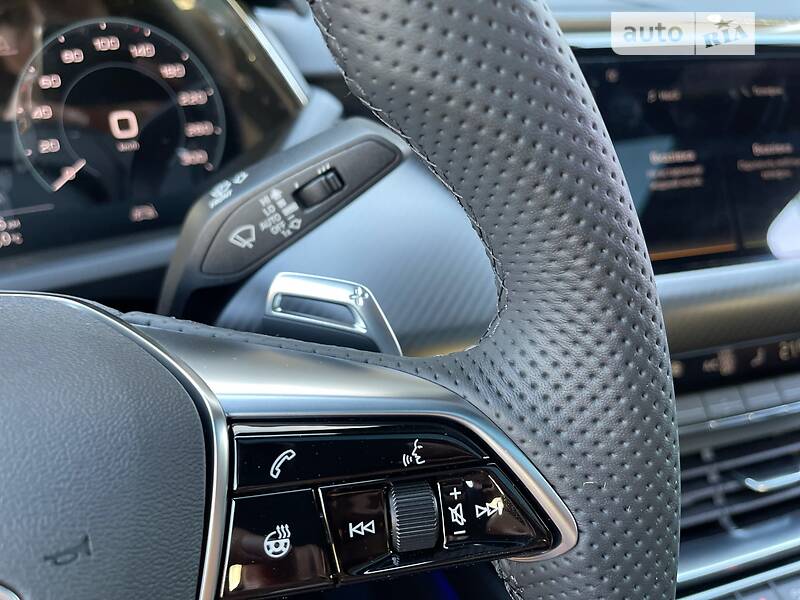 Лифтбек Audi e-tron GT 2022 в Киеве