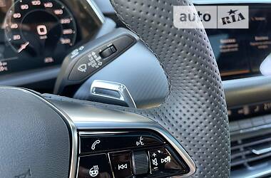 Лифтбек Audi e-tron GT 2022 в 