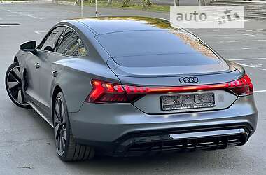 Ліфтбек Audi e-tron GT 2022 в 