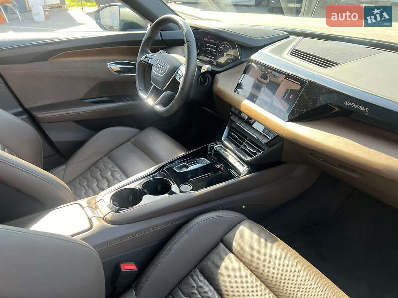 Лифтбек Audi e-tron GT 2021 в Черновцах фото 3 Лифтбек Audi e-tron GT 2021 в Черновцах