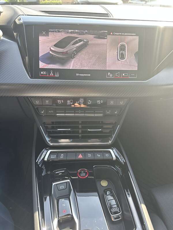 Лифтбек Audi e-tron GT 2022 в Киеве