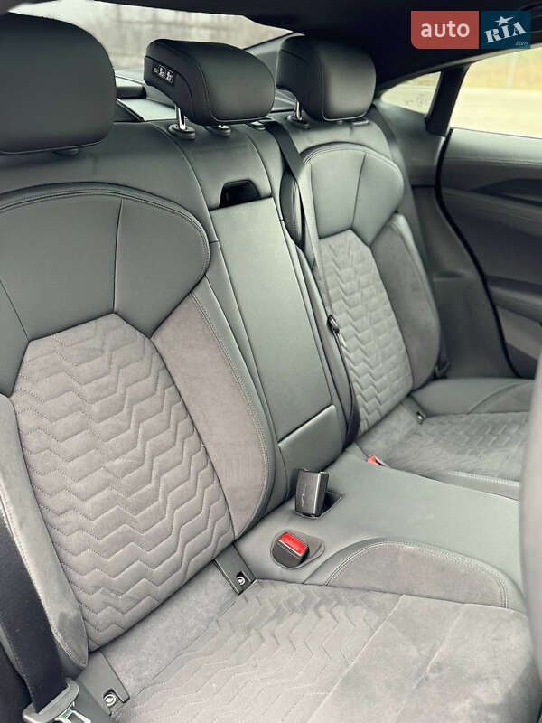 Ліфтбек Audi e-tron GT 2022 в Києві