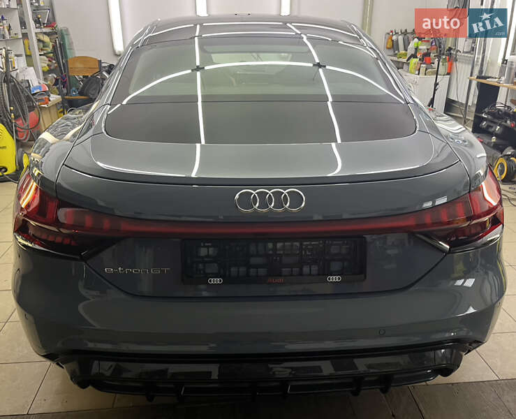 Ліфтбек Audi e-tron GT 2022 в Дніпрі