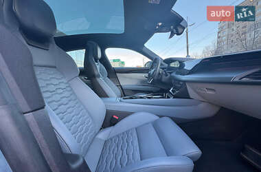 Лифтбек Audi e-tron GT 2021 в 