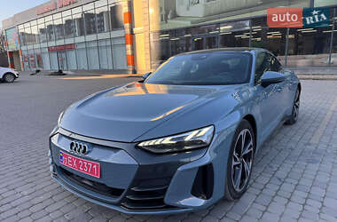Лифтбек Audi e-tron GT 2021 в 