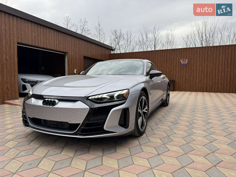 Лифтбек Audi e-tron GT 2023 в Кривом Озере