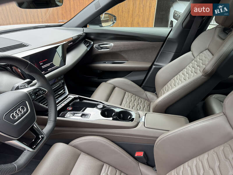 Лифтбек Audi e-tron GT 2023 в Кривом Озере
