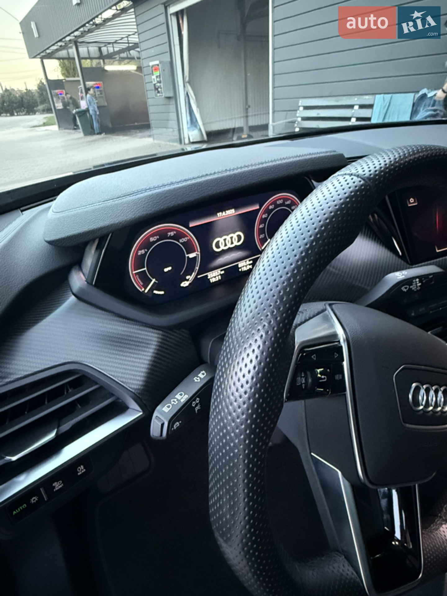2023 Audi e-tron GT - мініатюра 8