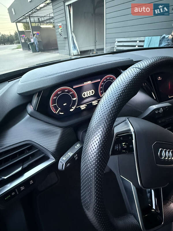 Лифтбек Audi e-tron GT 2023 в Кривом Роге
