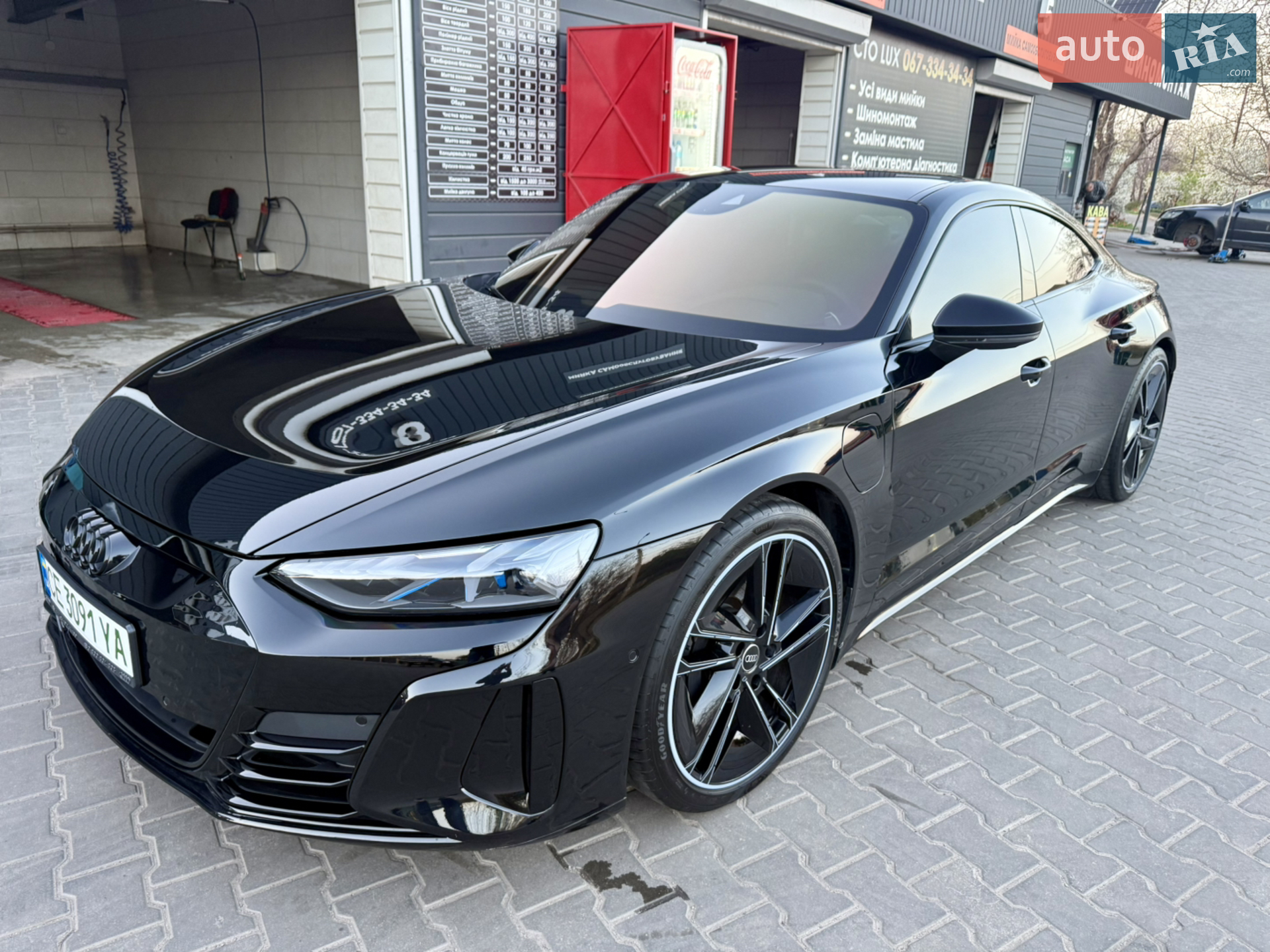 2023 Audi e-tron GT - мініатюра 14