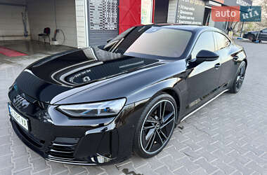 Ліфтбек Audi e-tron GT 2023 в 