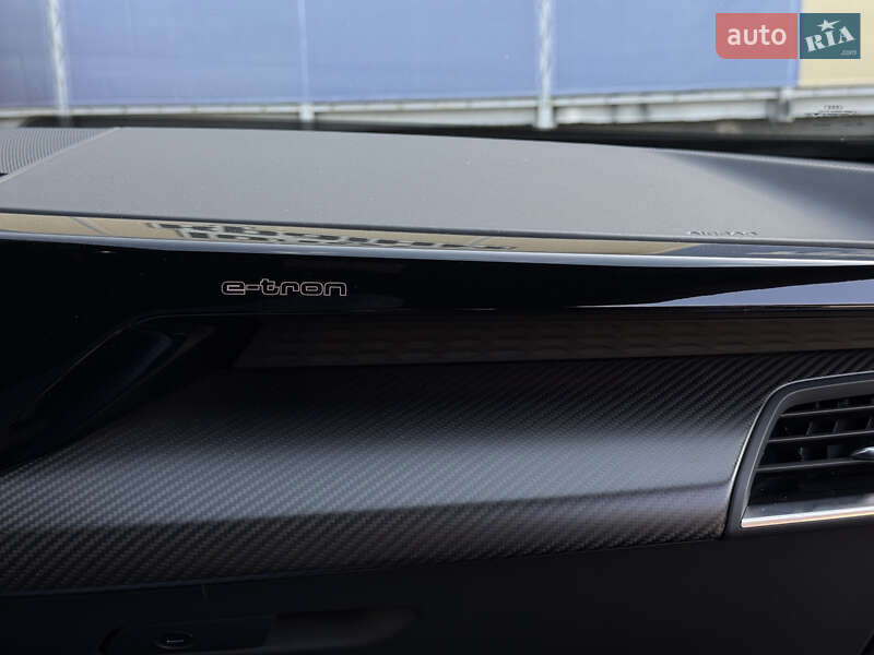 Лифтбек Audi e-tron GT 2021 в Киеве