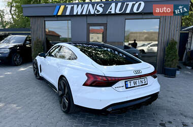 Лифтбек Audi e-tron GT 2022 в 