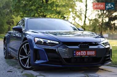 Лифтбек Audi e-tron GT 2022 в 