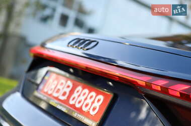Лифтбек Audi e-tron GT 2022 в 
