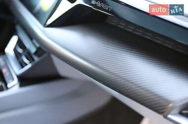 Лифтбек Audi e-tron GT 2022 в 