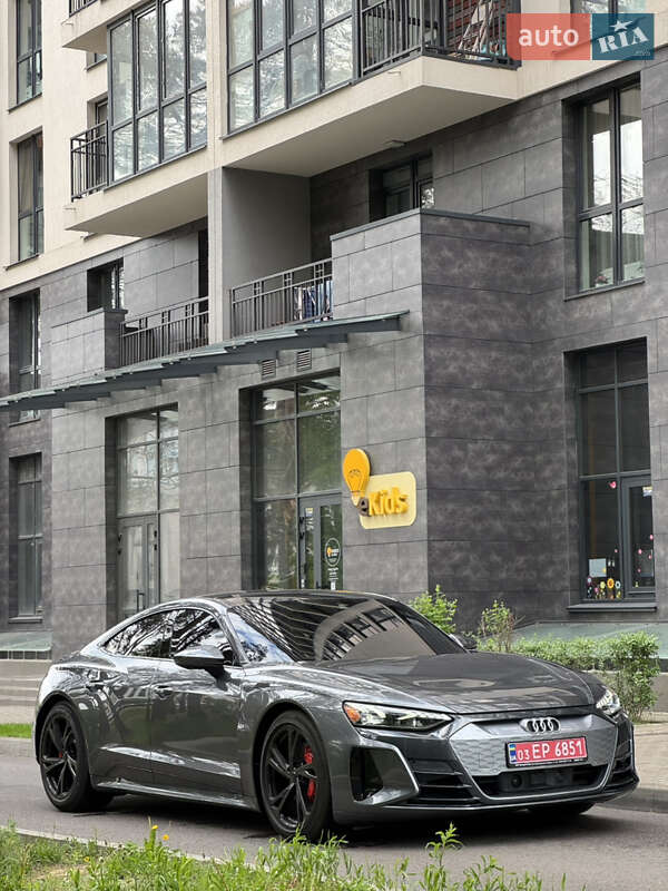 Лифтбек Audi e-tron GT 2022 в Киеве фото 3 Лифтбек Audi e-tron GT 2022 в Киеве