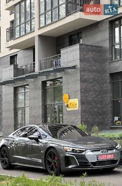 Ліфтбек Audi e-tron GT 2022 в 