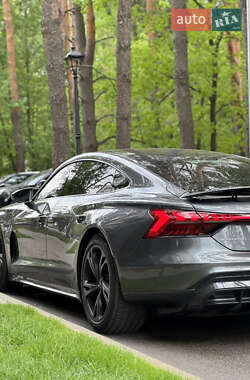 Ліфтбек Audi e-tron GT 2022 в 