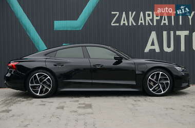 Ліфтбек Audi e-tron GT 2021 в 