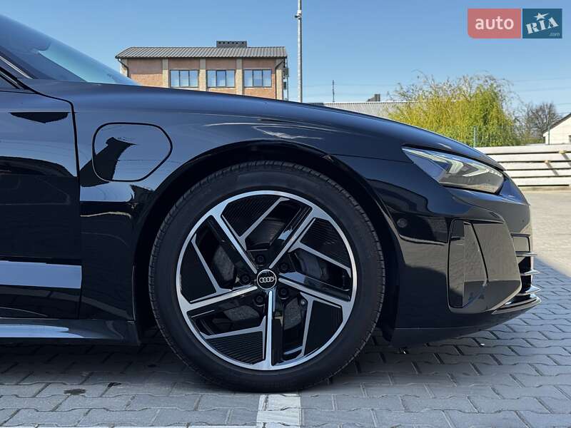 Лифтбек Audi e-tron GT 2022 в Черновцах