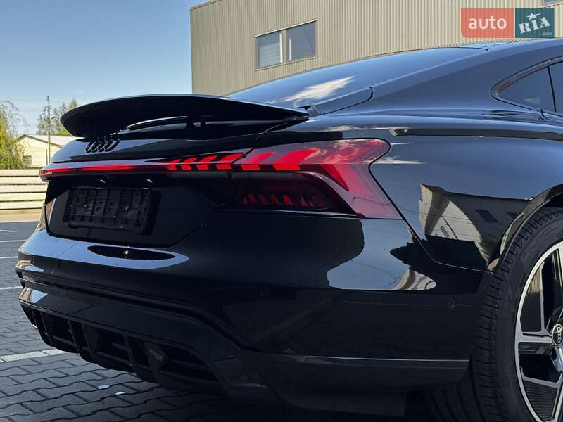 Лифтбек Audi e-tron GT 2022 в Черновцах