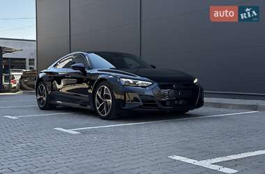 Лифтбек Audi e-tron GT 2022 в 