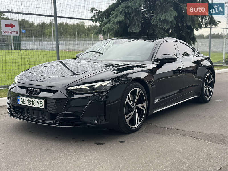 Лифтбек Audi e-tron GT 2024 в Киеве