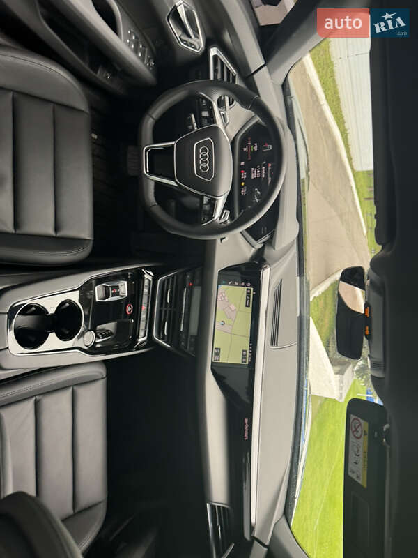 Лифтбек Audi e-tron GT 2024 в Киеве