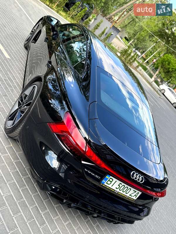 Ліфтбек Audi e-tron GT 2022 в Полтаві