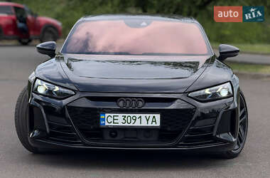 Лифтбек Audi e-tron GT 2023 в 