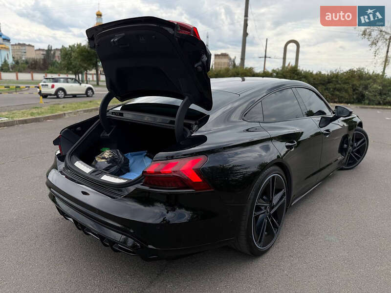Лифтбек Audi e-tron GT 2023 в Кривом Роге