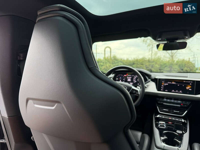 Лифтбек Audi e-tron GT 2023 в Кривом Роге