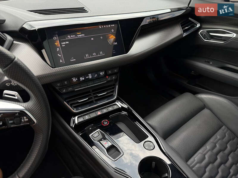 Лифтбек Audi e-tron GT 2023 в Кривом Роге