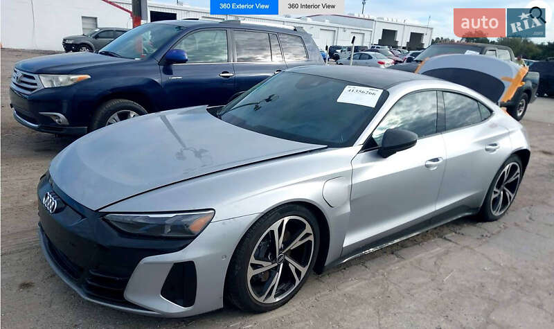 Лифтбек Audi e-tron GT 2022 в Львове