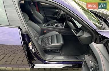 Лифтбек Audi e-tron GT 2024 в 