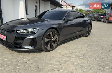 Лифтбек Audi e-tron GT 2021 в 