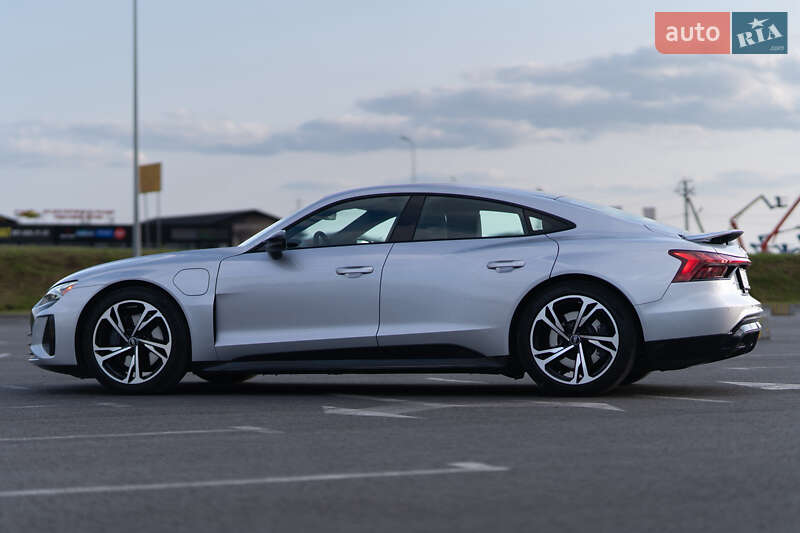 Лифтбек Audi e-tron GT 2021 в Львове